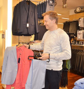 Hos Pontus på Grates fick Molle tips på nya kläder till sin nya stil.