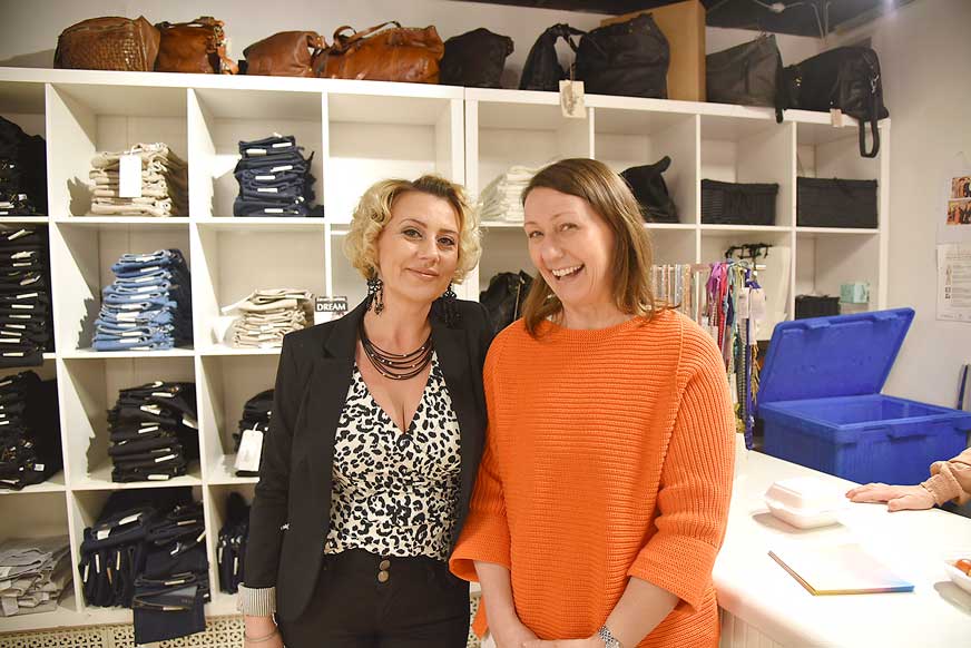 Vedrana och Tina från oui