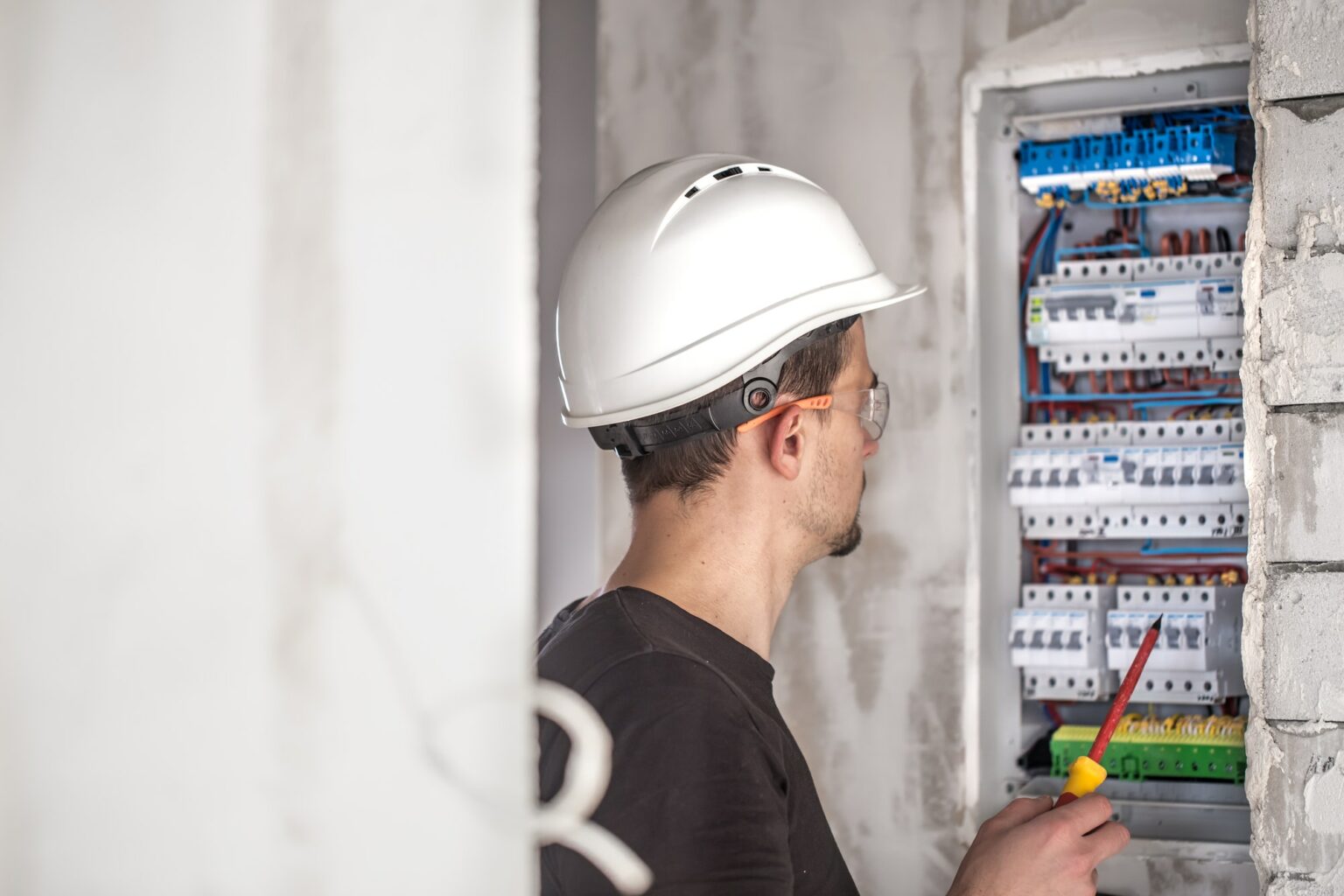 Elektriker Glostrup | Akut el-installatør døgnvagt | 7219 2222