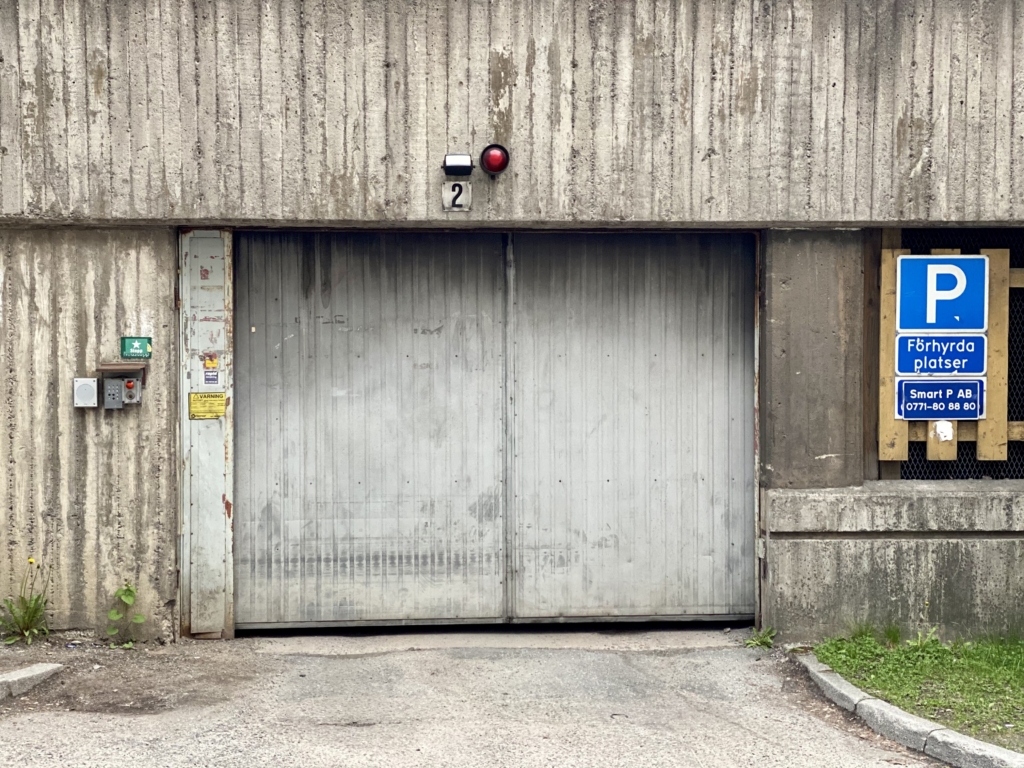 Garage i Husby