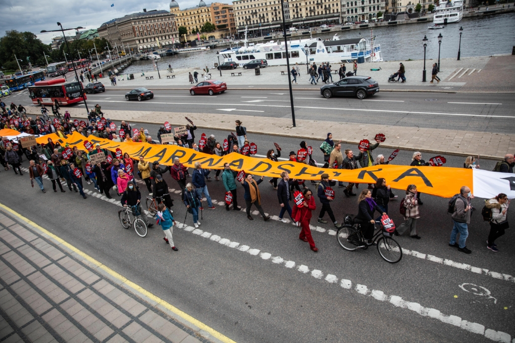 Bild på demonstranter