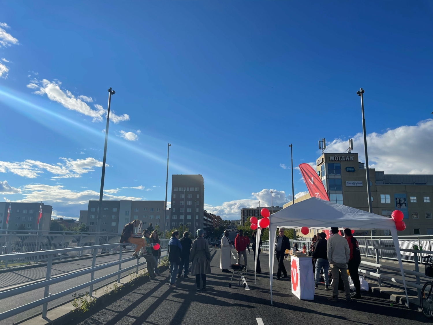 Vänsterpartiet på rinkebybron