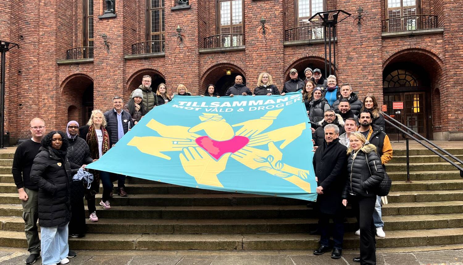 Nätverket Tillsammans mot droger i Stadshuset i Stadshusets innergård.