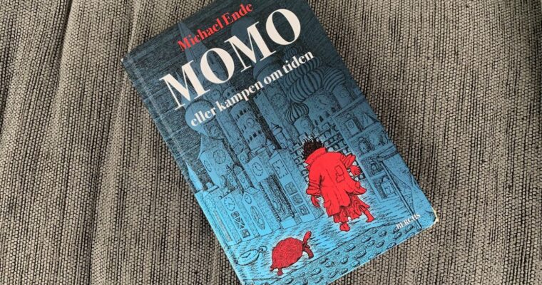 omslaget till boken Momo av Michael Ende