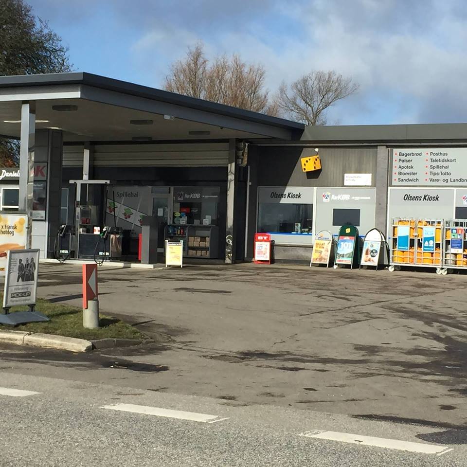 Væbnet røveri i Olsens Kiosk / Sløsse Tanken