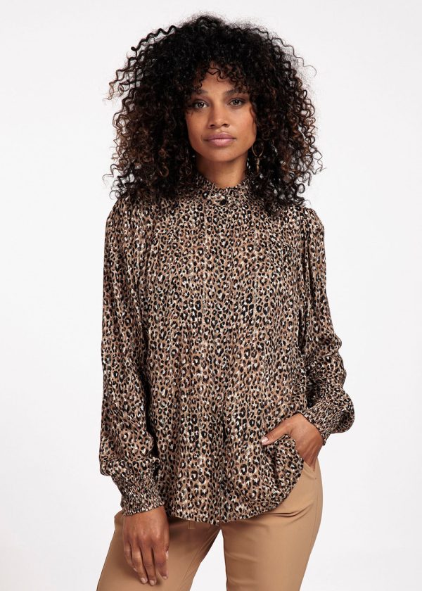 Studio Anneloes 09091-2384 Lourdes small leopard blouse model front
