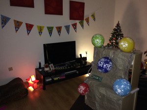 22.12. - Geburtstag. Wie auch im letzten Jahr waren die Luftballons der Hit. Das Geschenk später dann aber auch.