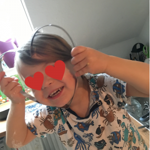 Wie ein Kind, das wundervoller nicht sein könnte, in einer Bewertung schlecht abschnitt. Oder: wieso wir keine Bewertung brauchen!