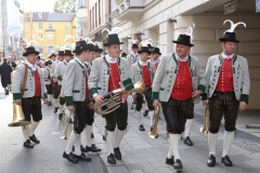 Aufstellung zum Einzug der Wiesnwirte am Oktoberfest in München 2018