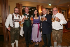 Michael Blaudszun, Alexander Reissl, Steffi Spendler, Wiggerl Hagn, Hans-Peter Stadler (von li. nach re.), Wiesnbierprobe und Verleihung Bierorden der Damischen Ritter in der Hirschau in München 2018