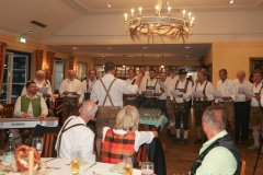 Damische Ritter, Wiesnbierprobe und Bierorden der Damischen Ritterr an Helmut Schleich in der Hirschau in München 2019