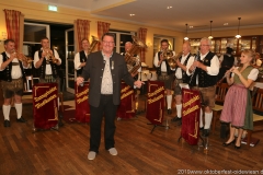 Helmut Schleich und die Tanngrindler Musikanten, Wiesnbierprobe und Bierorden der Damischen Ritterr an Helmut Schleich in der Hirschau in München 2019