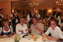 Wiesnbierprobe und Bierorden der Damischen Ritterr an Helmut Schleich in der Hirschau in München 2019