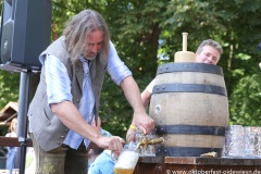 Roland Hefter, Bierorden der Damischen Ritter an Roland Hefter in der Hirschau in München  2021