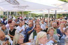 Bierorden der Damischen Ritter an Roland Hefter in der Hirschau in München  2021