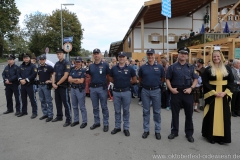 Böllerschützen unter der Bavaria am Oktoberfest in München 2018