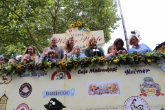 Einzug der Wiesnwirte am Oktoberfest in München 2018