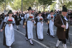 Einzug der Wiesnwirte auf das Oktoberfest auf der Theresienwiese in München 2019