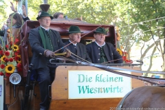 Einzug der Wiesnwirte auf das Oktoberfest auf der Theresienwiese in München 2019