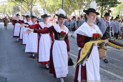 Einzug der Wiesnwirte auf das Oktoberfest auf der Theresienwiese in München 2019