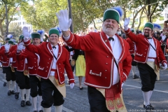Münchner Schäffler, Einzug der Wiesnwirte auf das Oktoberfest auf der Theresienwiese in München 2019