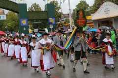 Einzug der Wiesnwirte 2017