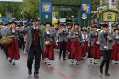 Einzug der Wiesnwirte 2017