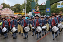 Einzug der Wiesnwirte 2017