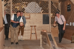 Historische Kegelbahn im Museumszelt auf der Oidn Wiesn in München 2019