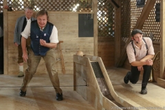 Historische Kegelbahn im Museumszelt auf der Oidn Wiesn in München 2019