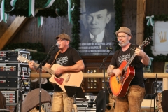 D'Saitnzwicka, alentwettbewerb Jetzt sing i für die BR Brettlspitzen im Volkssängerzelt zur Schönheitskönigin auf der Oidn Wiesn in München  am 27.9.2019