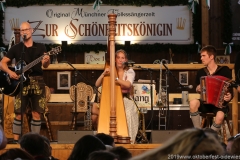 Trio Stierig, Talentwettbewerb Jetzt sing i für die BR Bretlspitzen im Volkssängerzelt zur Schönheitskönigin auf der Oidn Wiesn in München  am 30.9.2019