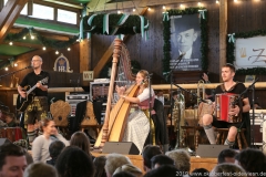 Trio Stierig; Finale Talentwettbewerb Jetzt sing i für die BR Bretlspitzen im Volkssängerzelt zur Schönheitskönigin auf der Oidn Wiesn in München  am 5.10.2019