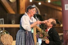 Lore März, Talentwettbewerb Jetzt sing i für die BR Brettlspitzen im Volkssängerzelt zur Schönheitskönigin auf der Oidn Wiesn in München  am 25,9, 2019