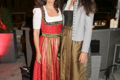 Arabella  (li.)und Ramona Pongratz, Laurent-Perrier Aprés-Wiesn im Löwenbräukeller in München 2018