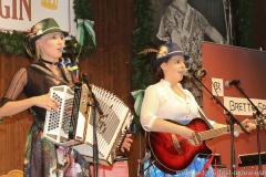Absolut Voglwuid, Nachwuchswettbewerb "Jetzt sing i " in der Schönheitskönigin auf der Oidn Wiesn am Oktoberfest in München 2018