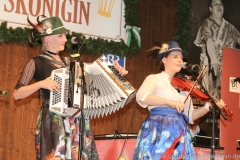 Absolut Voglwuid, Nachwuchswettbewerb "Jetzt sing i " in der Schönheitskönigin auf der Oidn Wiesn am Oktoberfest in München 2018