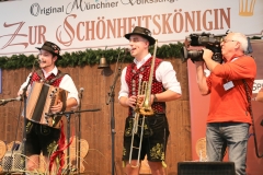 De junga Oidboarischen, Finale Nachwuchwettbewerb "Jetzt sing i" in der Schönheitskönigin auf der Oidn Wiesn am Oktoberfest in München 2018