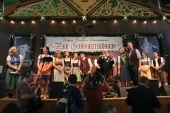 Finale Nachwuchwettbewerb "Jetzt sing i" in der Schönheitskönigin auf der Oidn Wiesn am Oktoberfest in München 2018