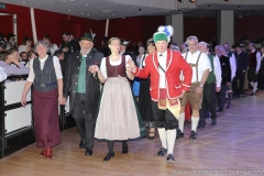 Christa und Karl-Heinz Knoll (li.), Oide Wiesn Bürgerball im Deutschen Theater in München 2019