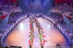 Schäfflertanz am Oide Wiesn Bürgerball im Deutschen Theater in München 2019