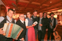 Bernhard Gruber, Jürgen Kirner, Gerda Reichert,  Peter Reichert,  Dr. Michael Möller, Roland Hefter, Berni Filser ( von li.  nach re.), PK Schönheitskönigin im Seehof in Herrsching 2019