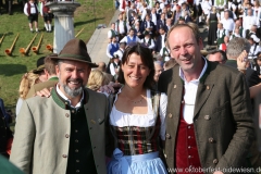 Peter Lignau (re.), Wiesn Platzkonzert mit allen Wiesnkapellen unter der Bavaria am Oktoberfest in München 2018