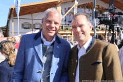Ricky Steinberg und Peter Inselkammer (re.), Platzkonzert der Wiesnkapellen bei Kaiserwetter unter der Bavaria auf der Theresienwiese in München 2019