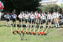 Platzkonzert der Wiesnkapellen bei Kaiserwetter unter der Bavaria auf der Theresienwiese in München 2019