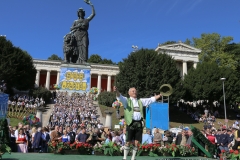 Otto Seidl, Platzkonzert der Wiesnkapellen bei Kaiserwetter unter der Bavaria auf der Theresienwiese in München 2019