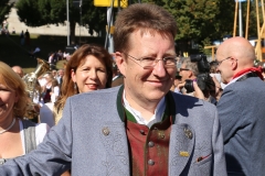 Thomas Vollmer, Platzkonzert der Wiesnkapellen bei Kaiserwetter unter der Bavaria auf der Theresienwiese in München 2019