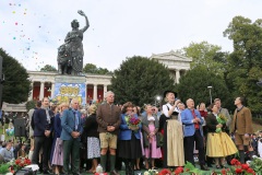 Platzkonzert der Wiesnwirte unter der Bavaria auf der Theresienwiese in München 2022