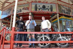 Jagath Perera, Josef Schmid, Manuel Pretzl (von li. nach re.), Presserundgang über das Gelände der Wiesn auf der Theresienwiese in München  2018