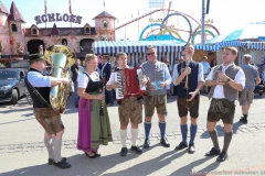 Kapelle Kaiserschmarrn mit Josef Schmid (Mitte), Presserundgang über das Gelände der Wiesn auf der Theresienwiese in München  2018